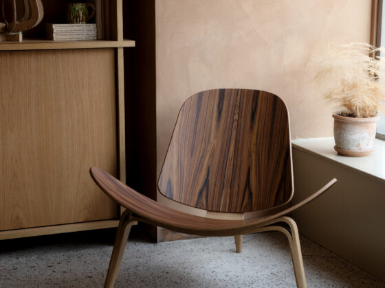 CH07 Shell Chair di Carl Hansen & Søn